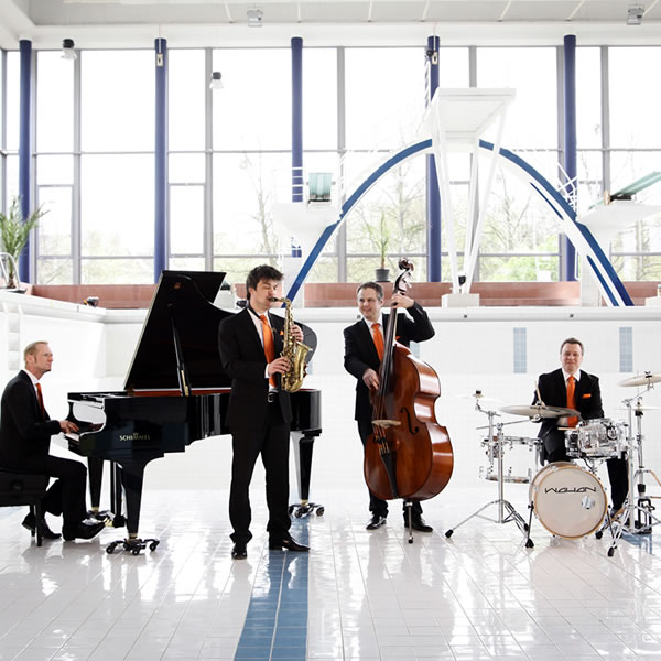 Tommy Richter, Ellingtones@Hallenbad Wolfsburg / Foto: Janina Snatzke