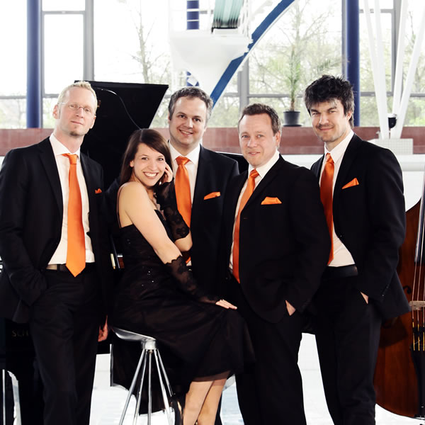 Tommy Richter, Ellingtones@Hallenbad Wolfsburg / Foto: Janina Snatzke